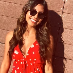 Meet your Posher, Victoria